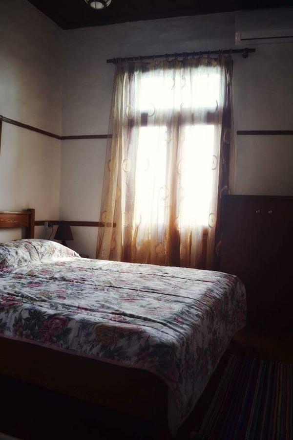 Guest House Vasili ベラト エクステリア 写真